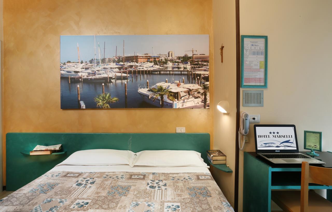 Hotel Marselli Rimini Exterior foto